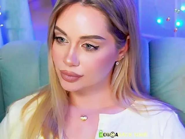 0------0 on BongaCams 