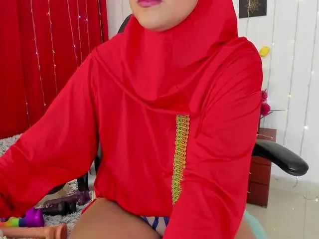 Offline AishaAmin on BongaCams