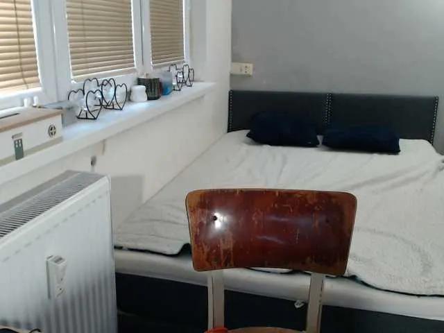 Bessy123 on BongaCams