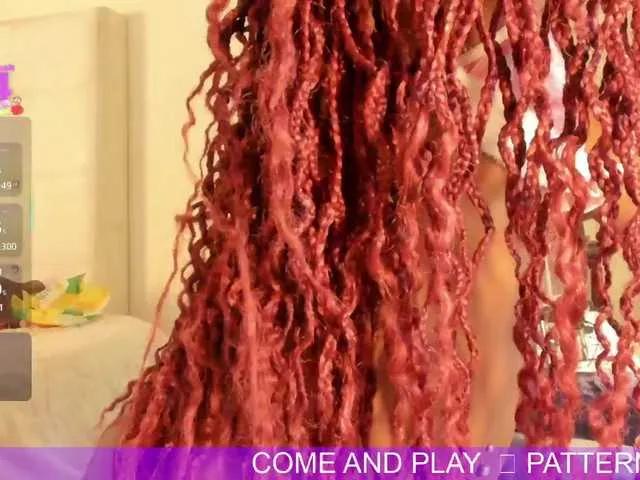 Freechat Caryn-Logan on BongaCams