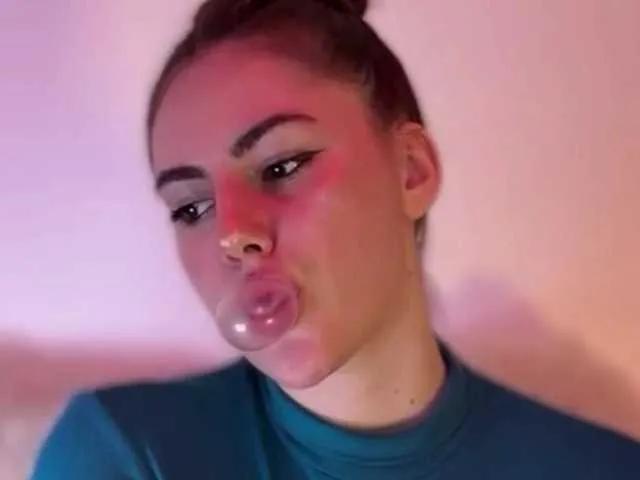 Offline claireheart on BongaCams