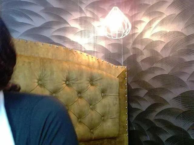 Offline CrystalBrooke3x on BongaCams