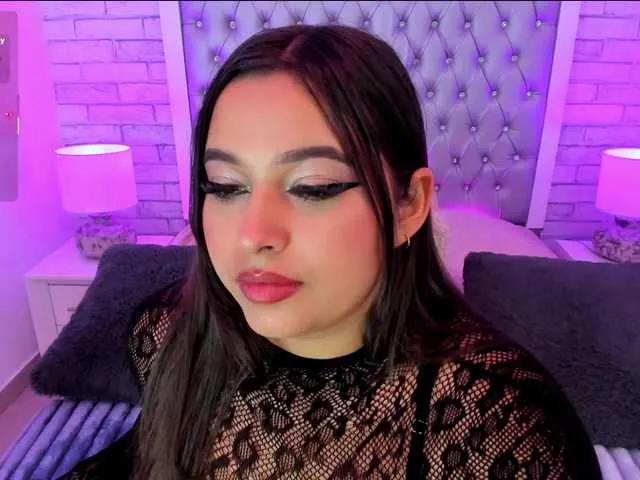 Offline EinnyMure on BongaCams