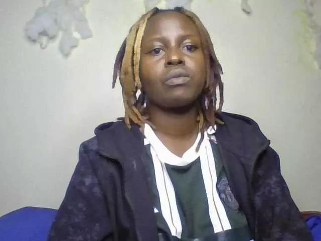 Offline freakcurvy8 on BongaCams