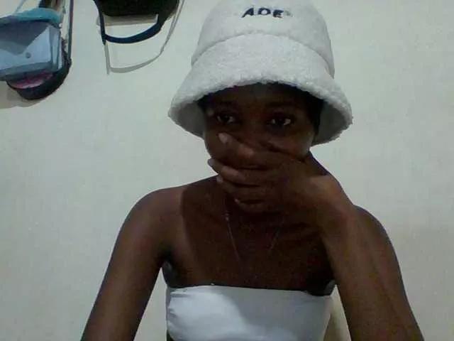 Freechat Hornyqueen4 on BongaCams