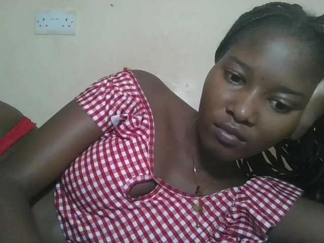 Freechat Hornyqueen4 on BongaCams