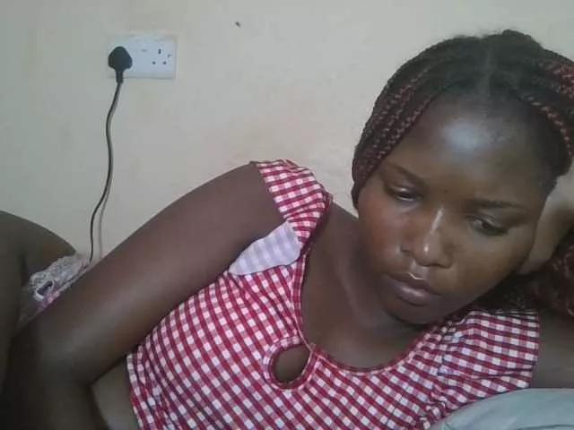 Freechat Hornyqueen4 on BongaCams