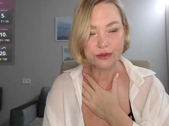 Offline ILUBOVE on BongaCams