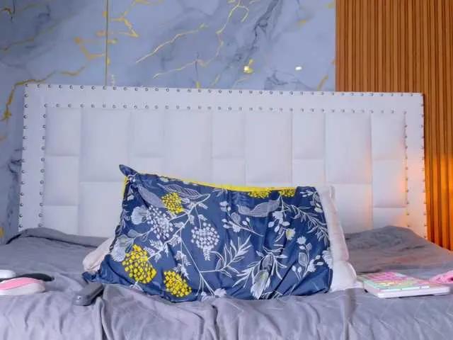 Indiancutiie on BongaCams 