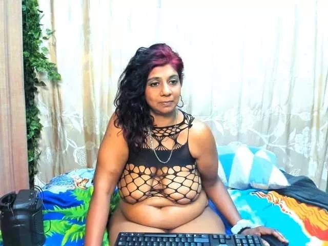 indianerotica69 on BongaCams