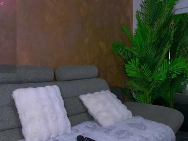 Freechat InnesTaylor on BongaCams