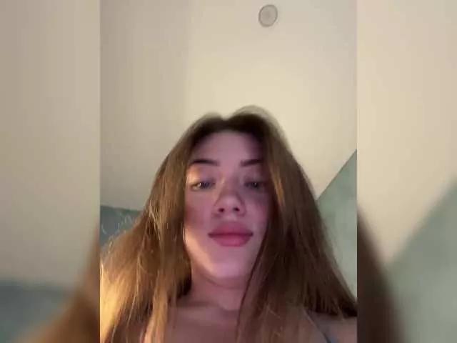 Freechat juicy-peachh on BongaCams