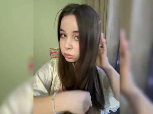 Offline kikikiraa on BongaCams