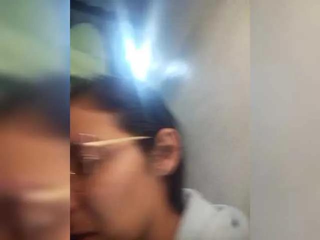 Offline Kingofqueen23 on BongaCams