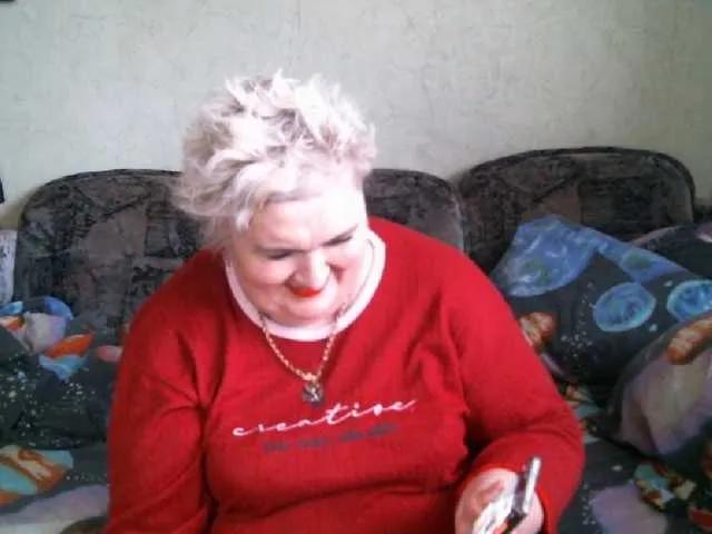 Offline Lana0005 on BongaCams