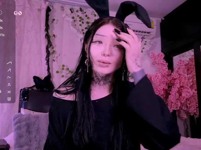 Freechat Leinbone on BongaCams