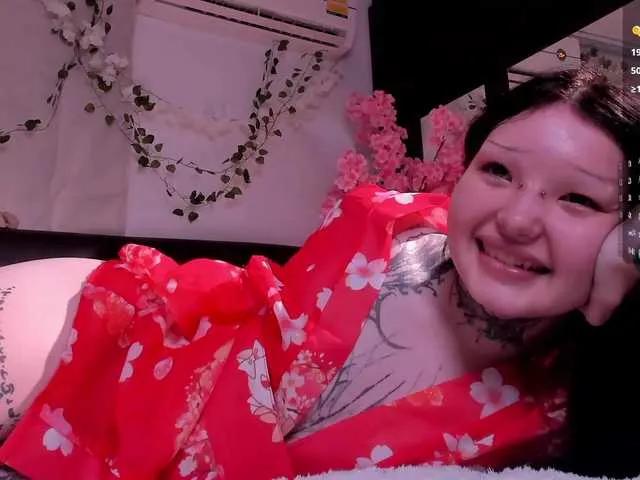 Freechat Leinbone on BongaCams