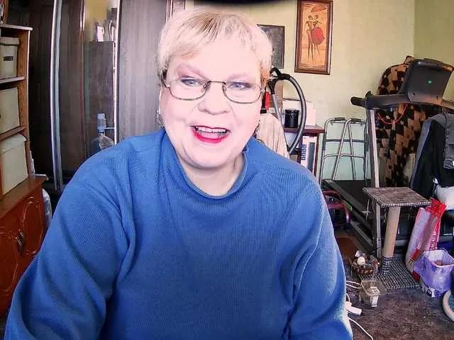 Offline LOLA88888 on BongaCams