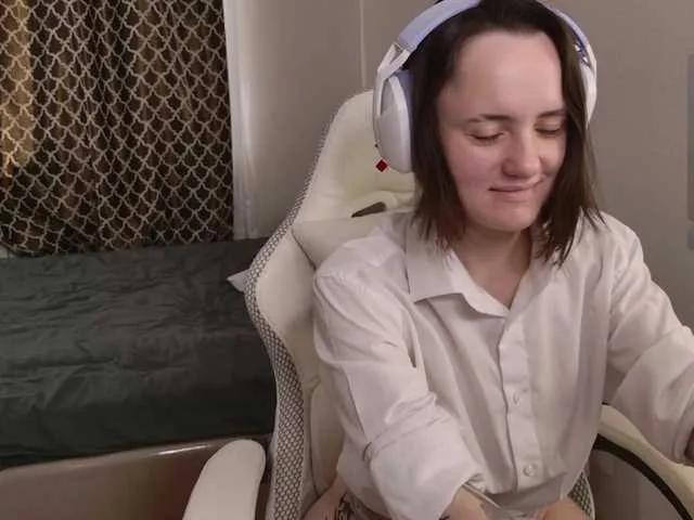 Freechat LunaL0ve on BongaCams