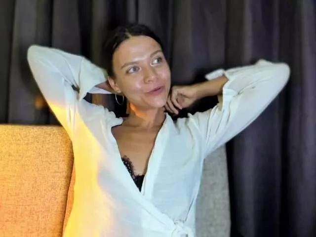 Offline Malisha8 on BongaCams