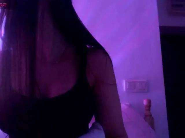 Offline MissyDior on BongaCams