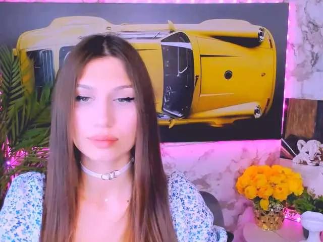 Offline Mollyinyourmind on BongaCams