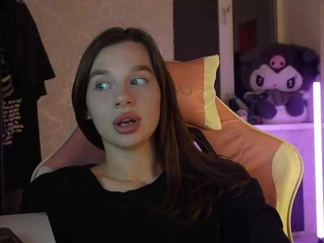 Freechat MossiPolli on BongaCams