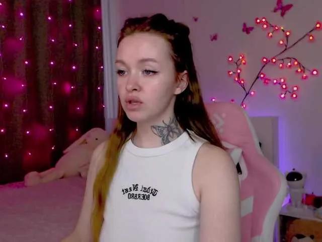 Freechat NaughtyMable on BongaCams