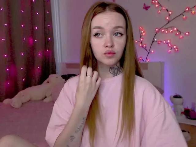 Freechat NaughtyMable on BongaCams