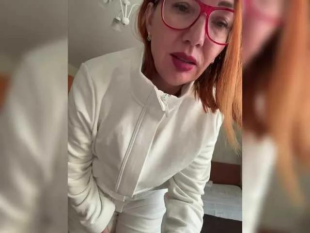 Freechat Pink-Lips on BongaCams
