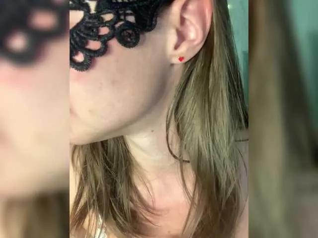 Offline Sophialanguage on BongaCams