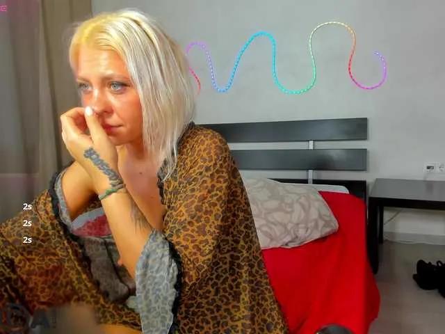 Freechat Stasy-Traiin on BongaCams