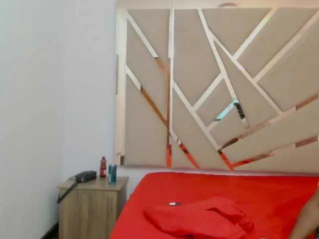 Offline tu-y-yo19 on BongaCams