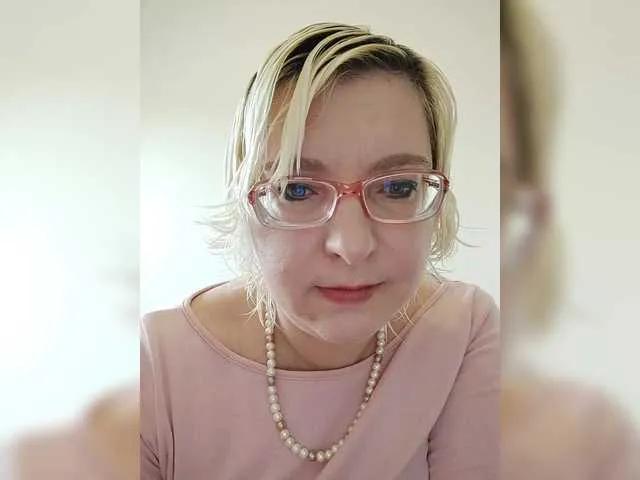 Freechat Vika211 on BongaCams