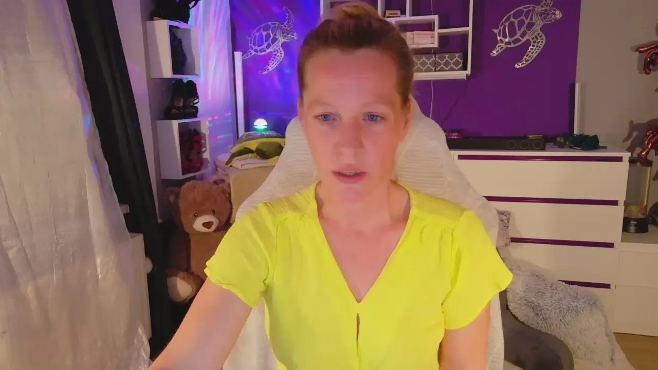 Offline BlueEye_Girl on Cam4