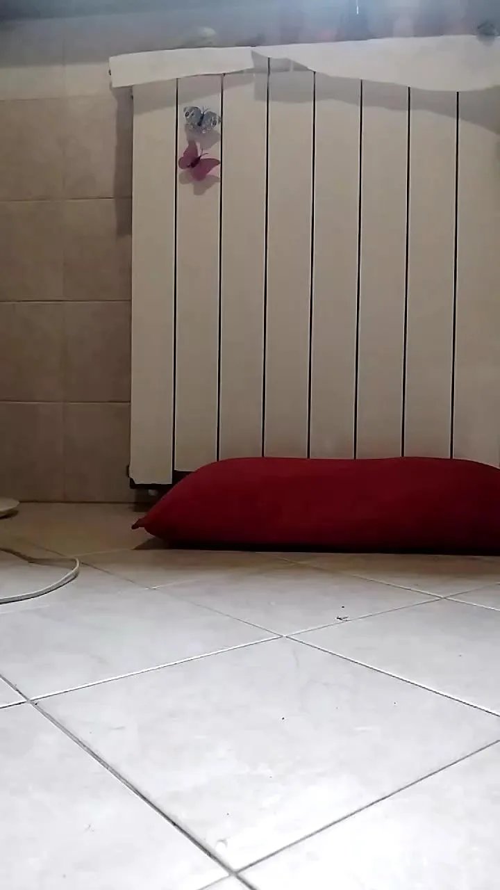 Offline luxxuriax on Cam4