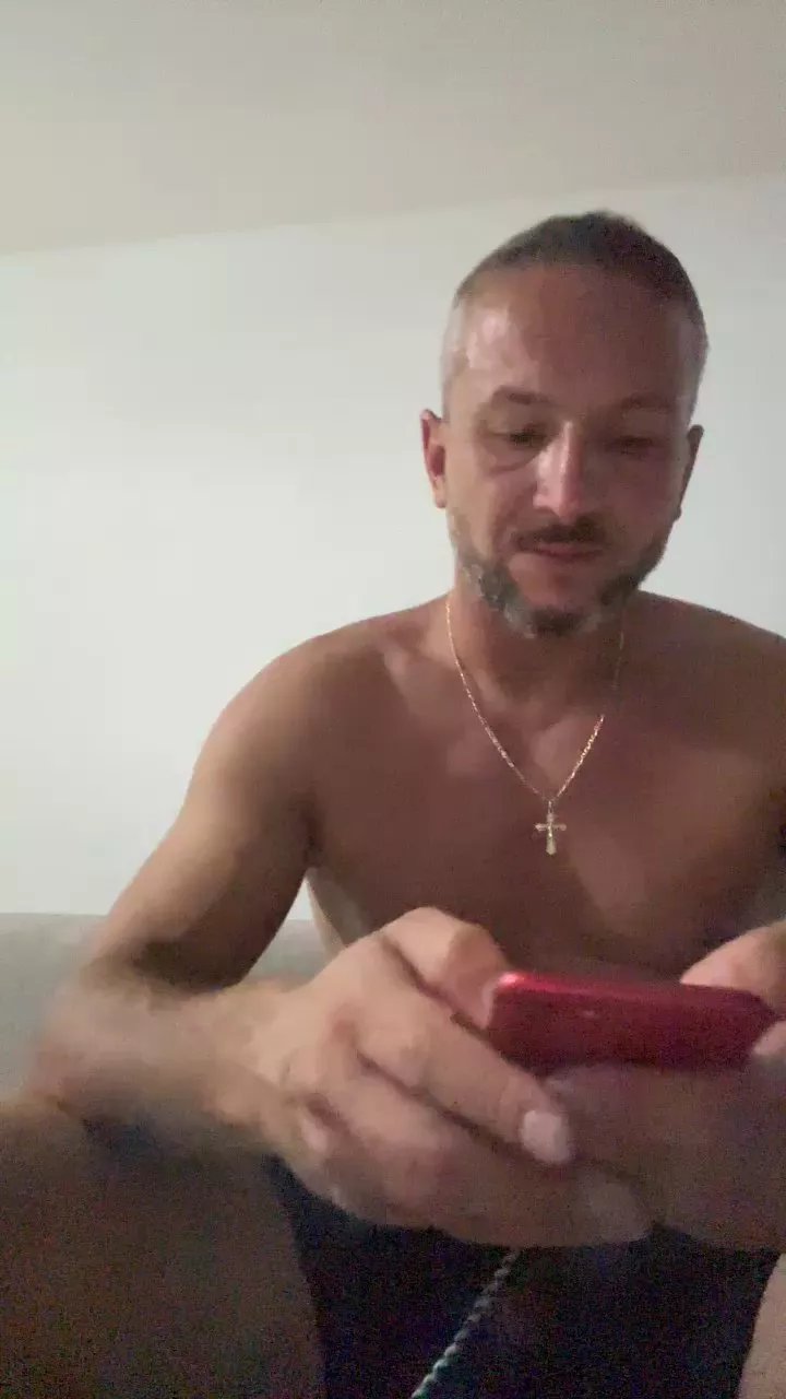 Offline solo351 on Cam4