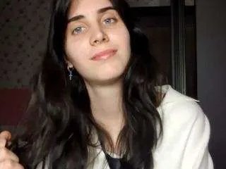 lynnettecastrillo — flash my hot boobs [73 tokens remaining]