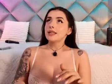 _giggy — Do you wanna try with me??  im gonna ride you so hard!! - Multi Goal: RIDE TORSO [179 tokens left] #ride #new #pawg #bigass #latina