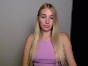 Away _snow_queen__ on Chaturbate