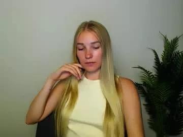 Away _snow_queen__ on Chaturbate