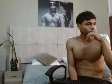 Freechat adam_piarse on Chaturbate