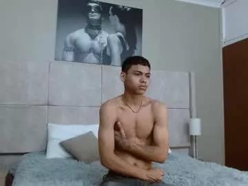 Freechat adam_piarse on Chaturbate