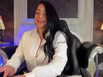 Freechat adelinemoretti on Chaturbate