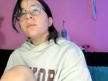 Freechat agnes_21 on Chaturbate