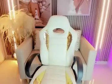 ailee_naughty on Chaturbate