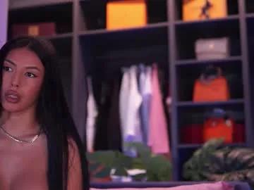 Freechat aishaadevoe on Chaturbate