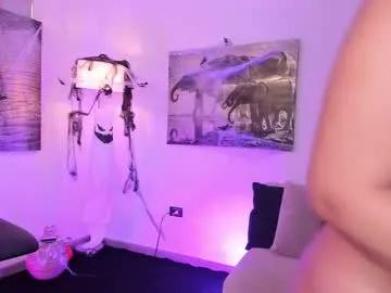 Freechat alaiia7 on Chaturbate