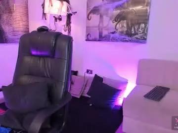 alaiia7 — GOAL: Play with your pussy + control domi x 5 minutes [192 tokens remaining] Welcome to my room! that today is a very humid day  #bigass #brunette #curvy #latina #squirt