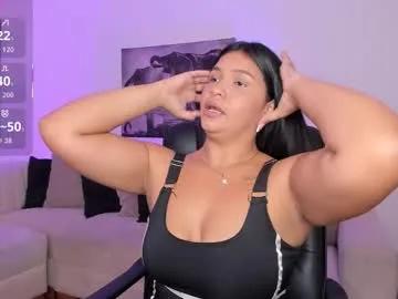 Freechat alaiia7 on Chaturbate